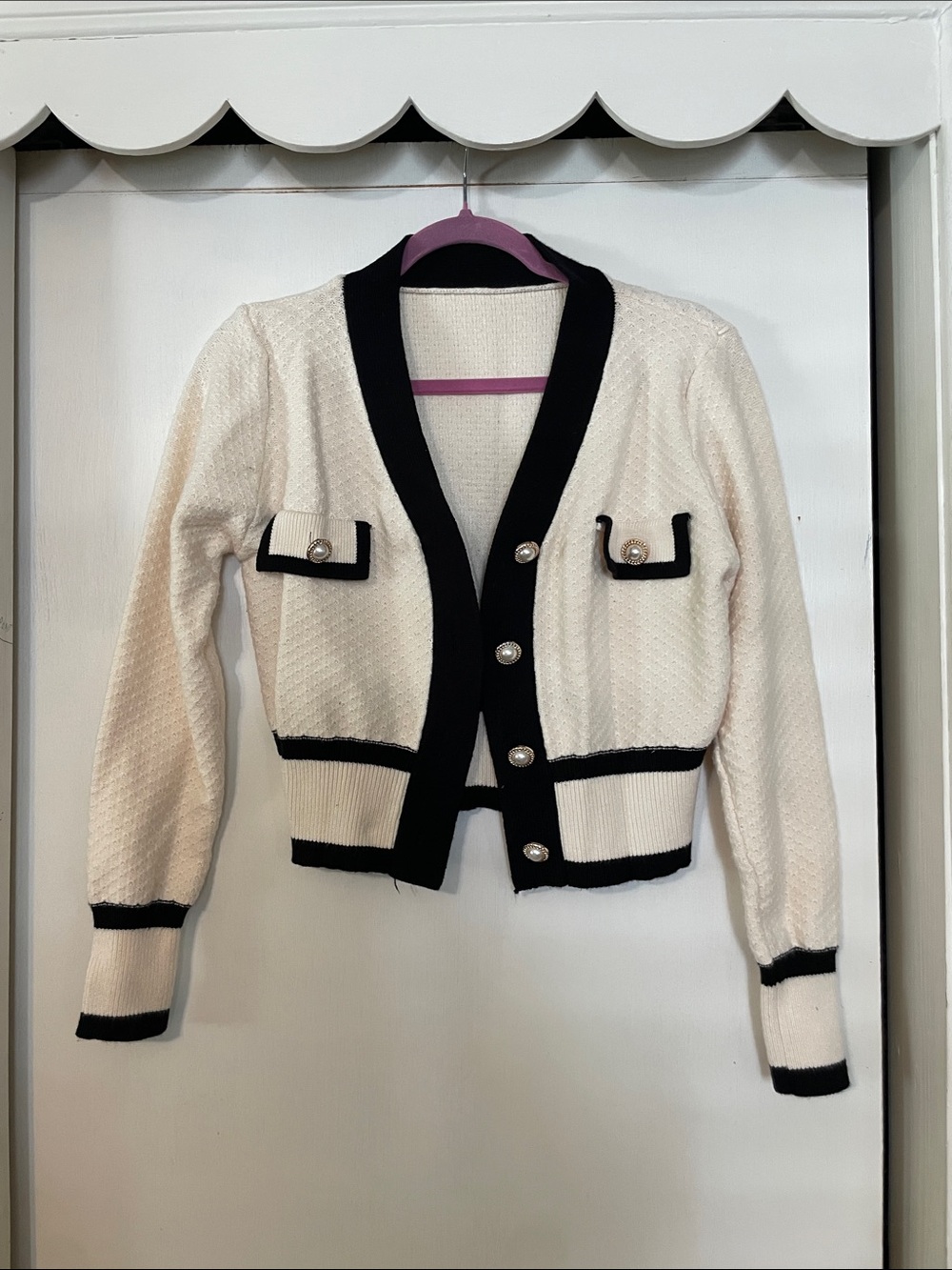 Cropped Cream Knit Cardigan with Black Trim